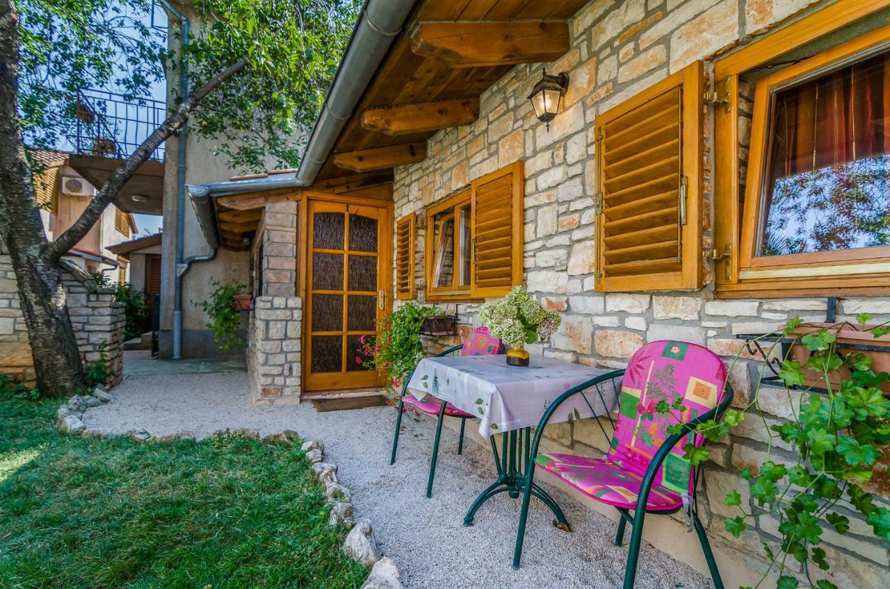 Apartments Marija & Pepa Ровинь Экстерьер фото