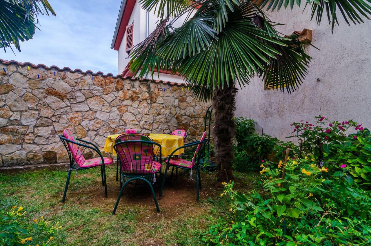 Apartments Marija & Pepa Ровинь Экстерьер фото